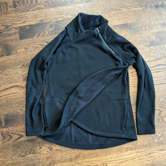Athleta Cozy Karma Asym Pullover Fleece Black Size Medium - Picture 4 of 8